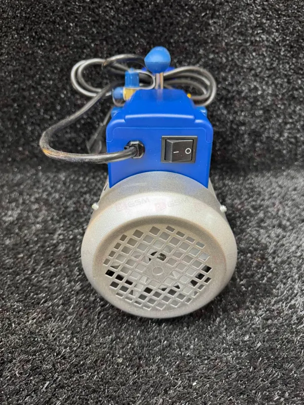 Помпа вакуумная двухступенчатая Value 2FY-4C-N (4 л; 14.4 куб. м; 0.2 Па; 750 Вт) фото в интернет-магазине 05gsm.ru